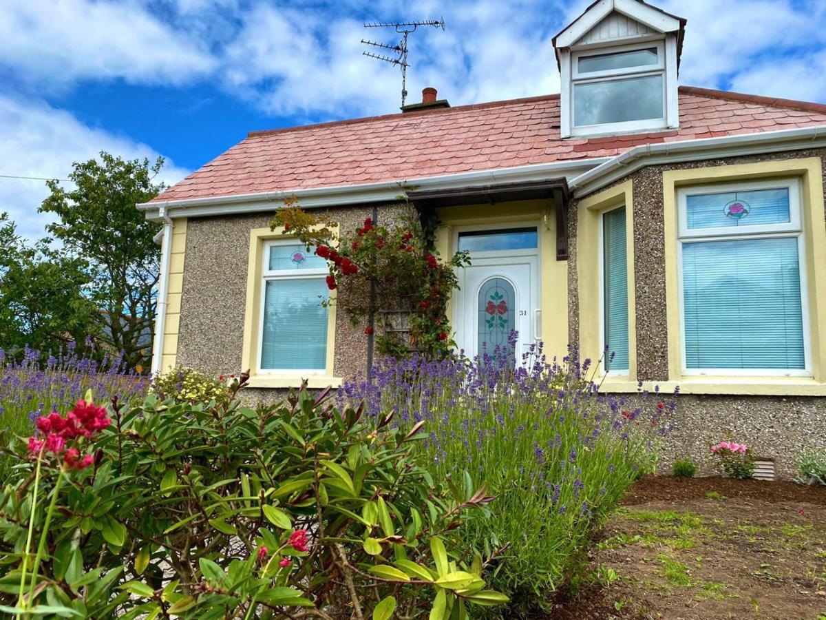 Rose Cottage: Delightful 4 Bedroom Detached Home Portrush Luaran gambar
