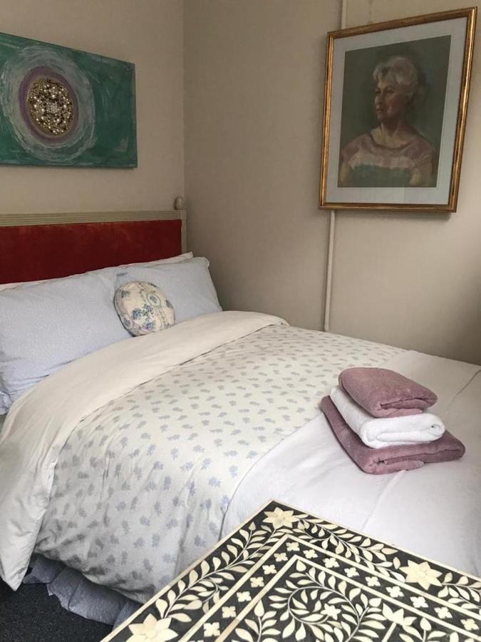 Rose Cottage: Delightful 4 Bedroom Detached Home Portrush Luaran gambar