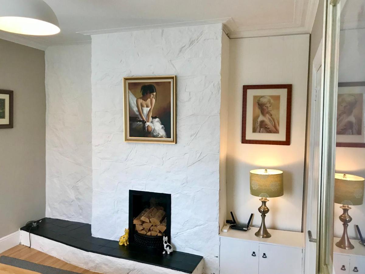 Rose Cottage: Delightful 4 Bedroom Detached Home Portrush Luaran gambar